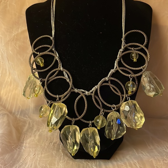 Lane Bryant -light green Acrylic Bead & silver colored circular design Necklace - Picture 2 of 7